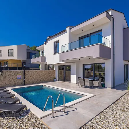 House Rosemary With Pool And Panoramic Seaview